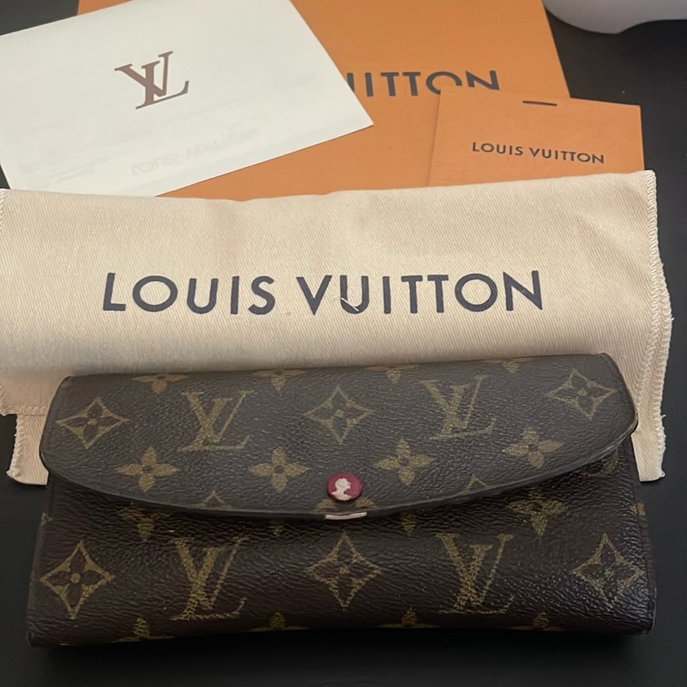 Emilie Wallet - Louis Vuitton